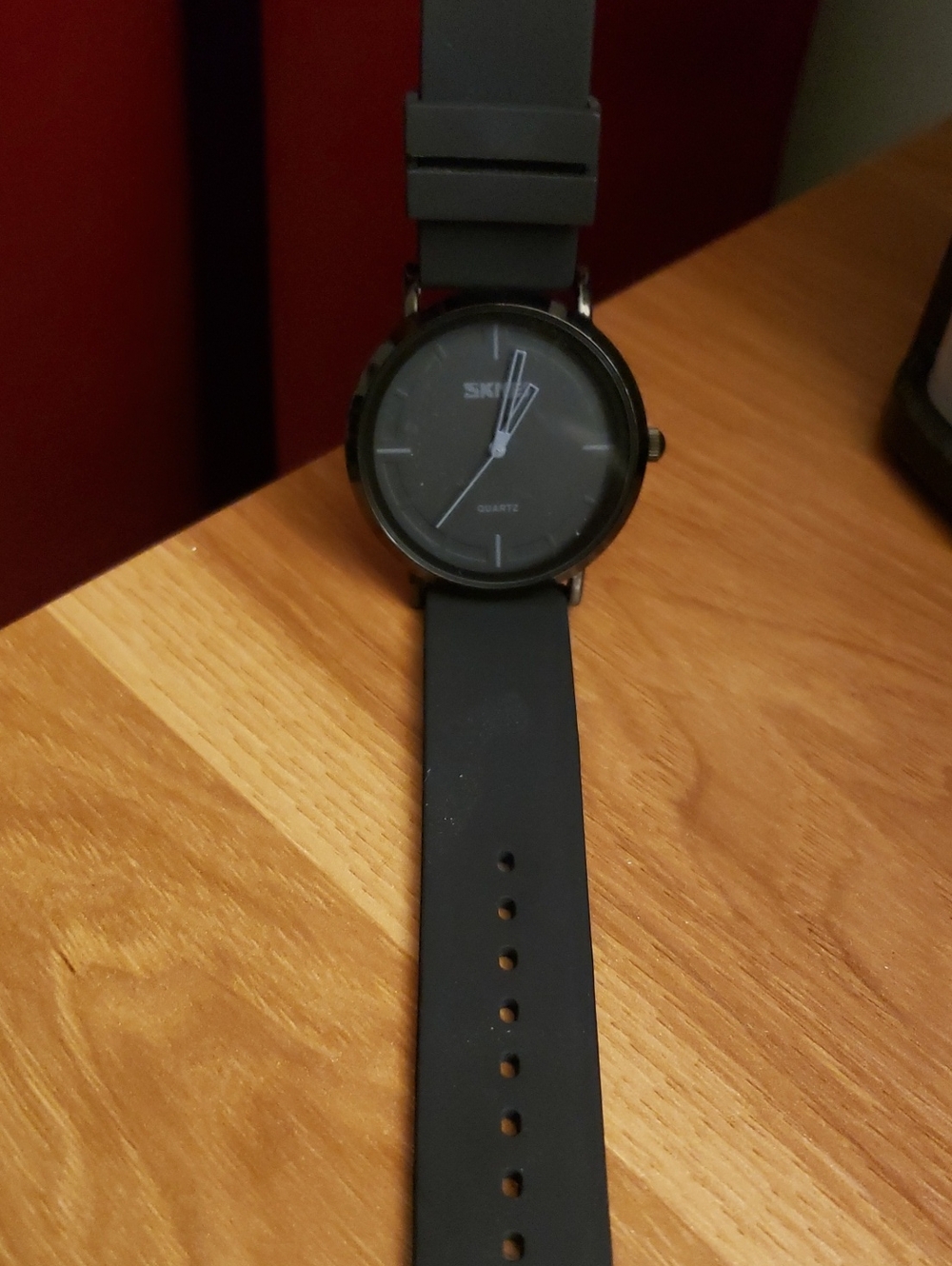 SKMEI Black Silicone Strap Men's Quartz Watch
